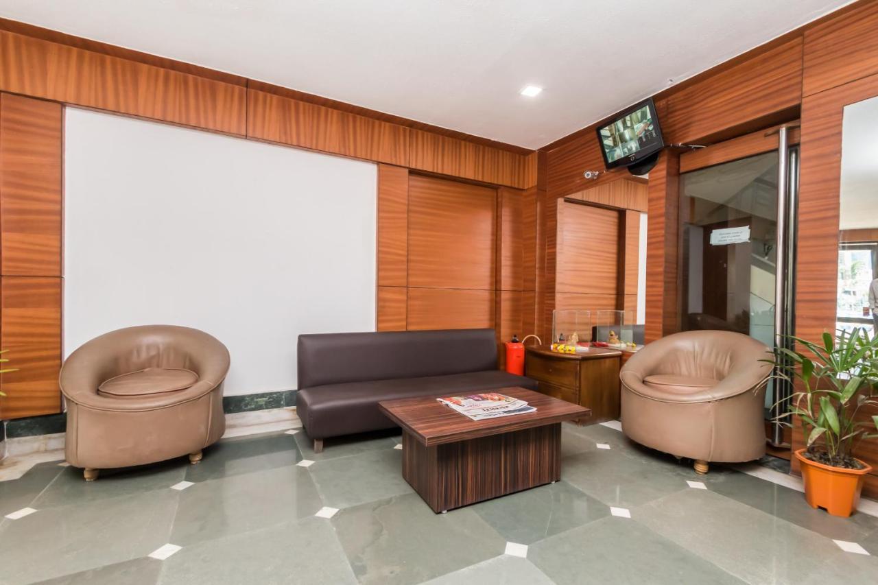 Kings Crown Vip Road Hotell Calcutta Exteriör bild